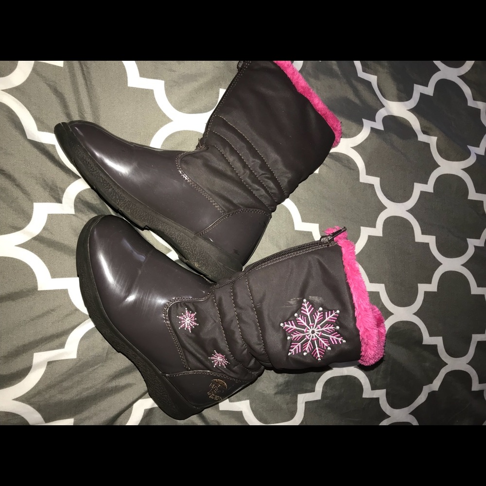 Girl winter boots